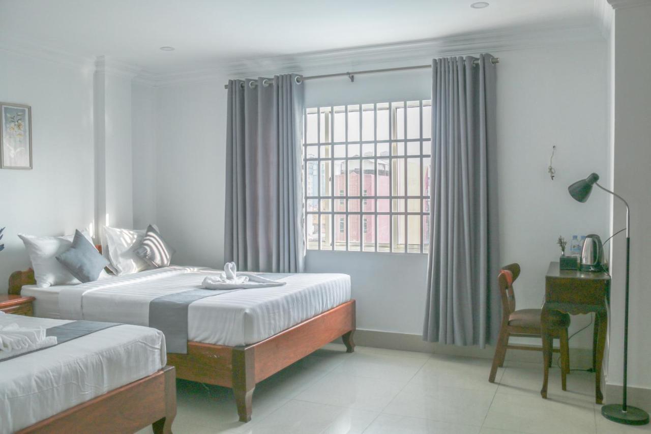 White Corner Hotel Phnom Penh Exteriör bild