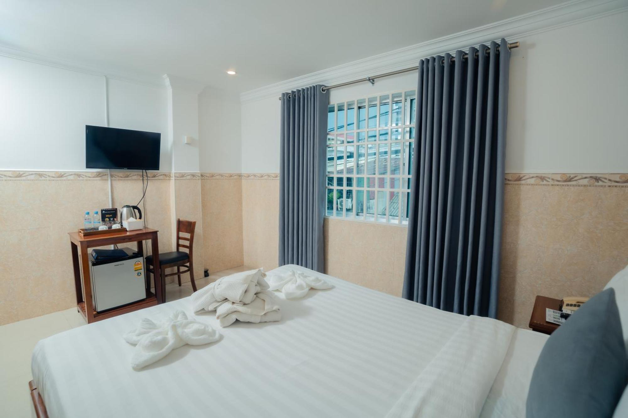 White Corner Hotel Phnom Penh Exteriör bild